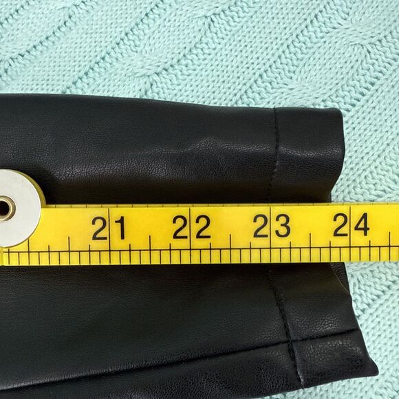 G by GUESS Moto Jacket M Black Faux Leather Zip Front Fitted Waist Trendy Chic - Picture 15 of 15